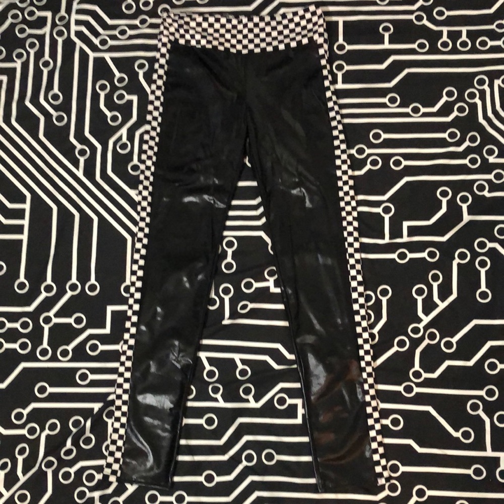 Fashion Nova pvc vinyl checkerboard racer leggings